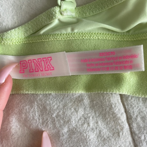 Pink Bra - Picture 3 of 3